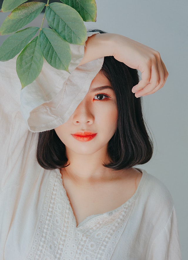 Picture of a woman wearing make-up